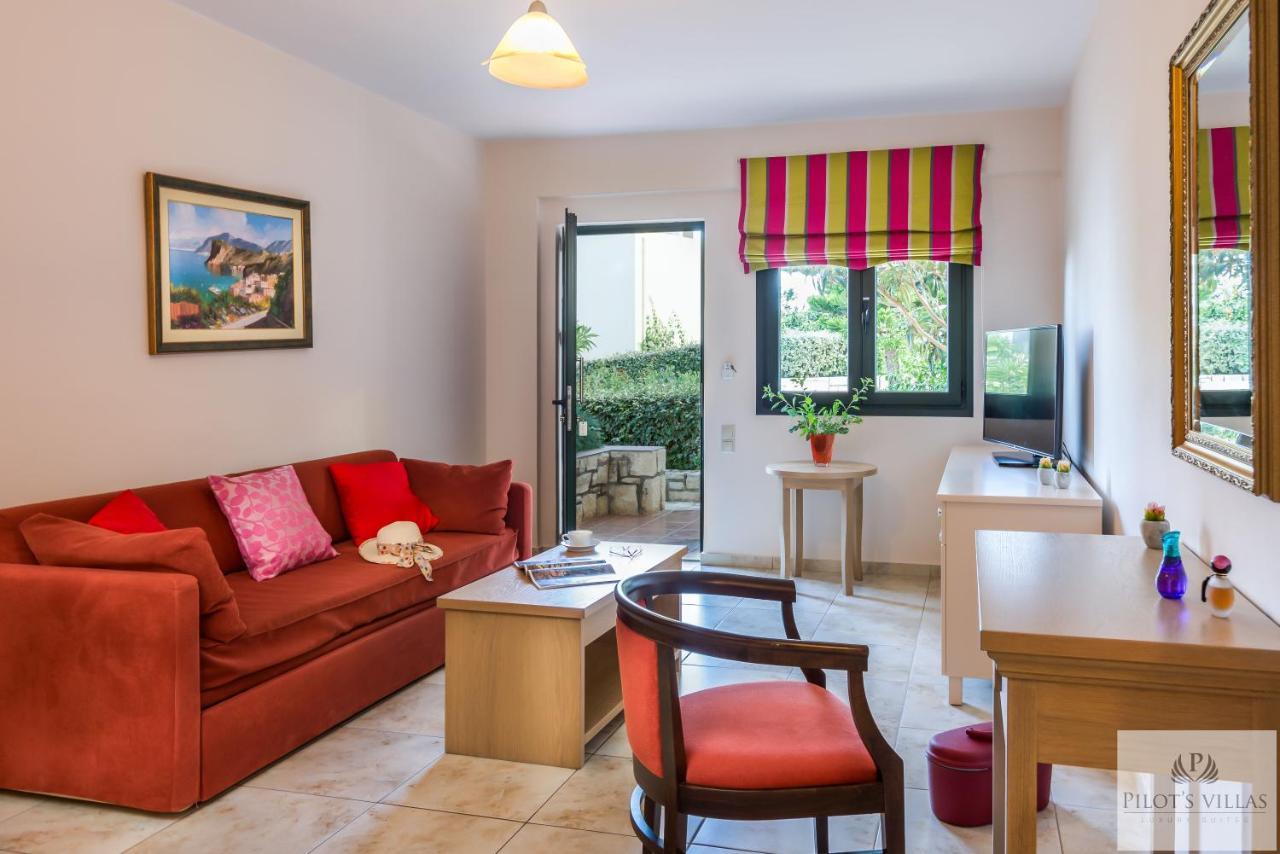 Pilot'S Villas Luxury Suites Limenas Chersonisou Exterior foto